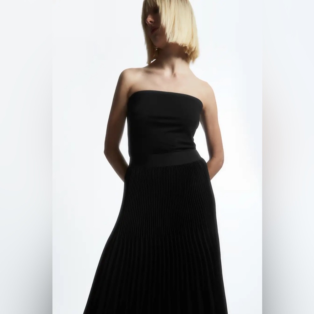 COS Black Pleated Midi Skirt - Picture 10 of 12